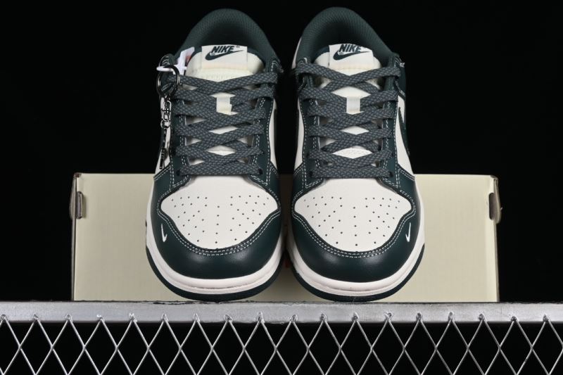 Nike Dunk Shoes